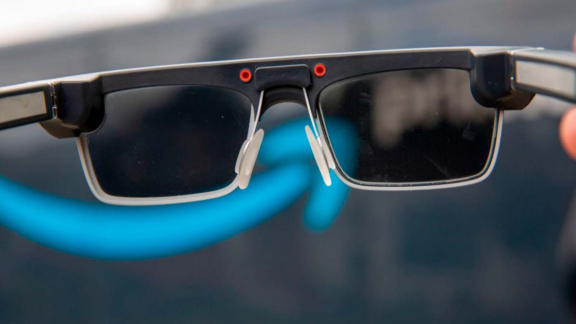 PrismML lanza modelos LLM para gafas inteligentes con procesadores Qualcomm